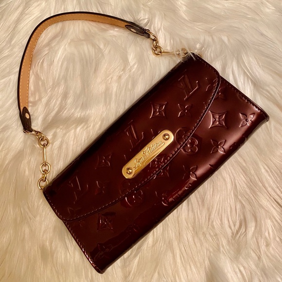 Louis Vuitton Handbags - Louis Vuitton LV Sunset Boulevard Clutch/Purse